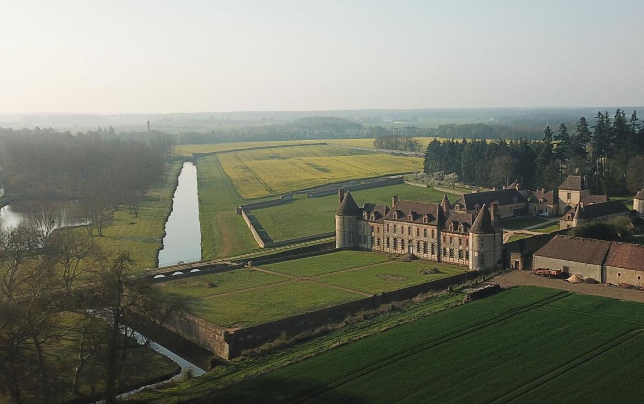 Pontgouin Chateau De La Riviere Bed & Breakfast エクステリア 写真